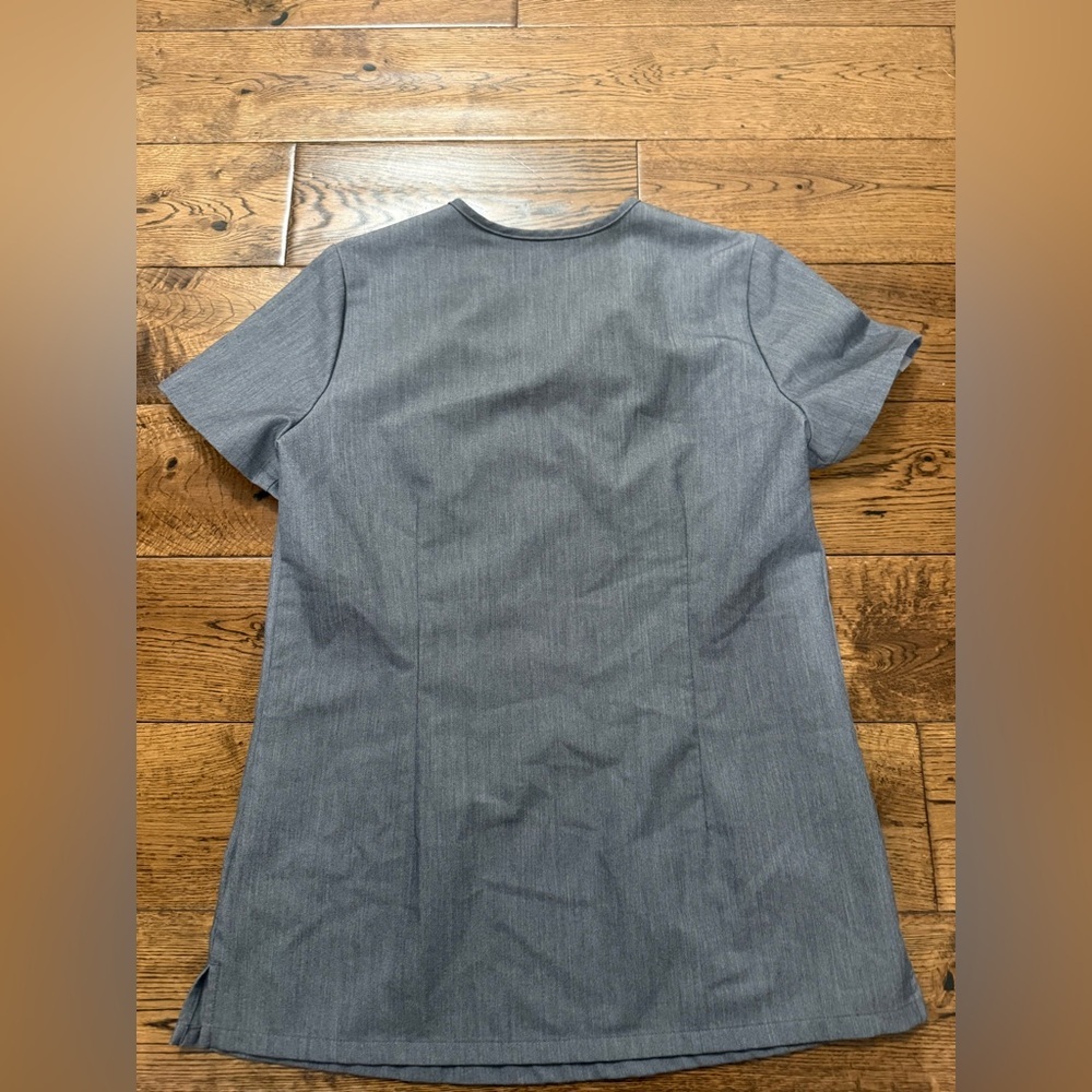FIGS Grey Medical Scrub Top Size XXS - Picture 3 of 3